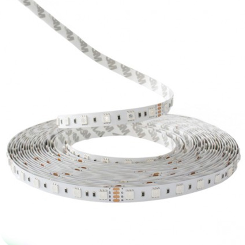 Ruban RGB LED de type SMD 5050, voltage de 12V, puissance de 10.2W/M / indice de protection IP20